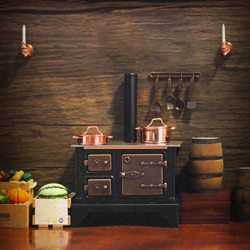 Hiawbon 1:12 scale kitchen decor completes a charming vintage scene.