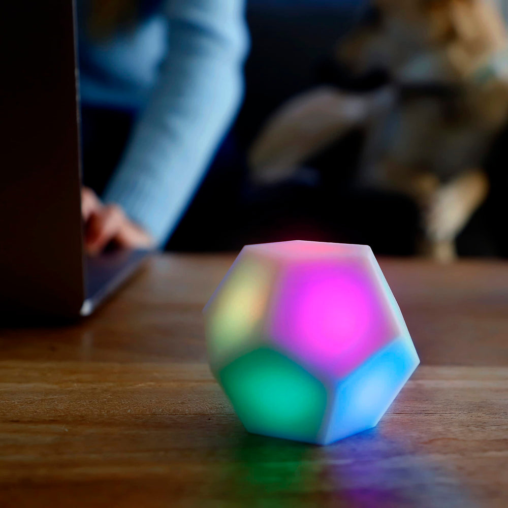 High Concepts eFiDGET vibration and light show enhances sensory engagement.