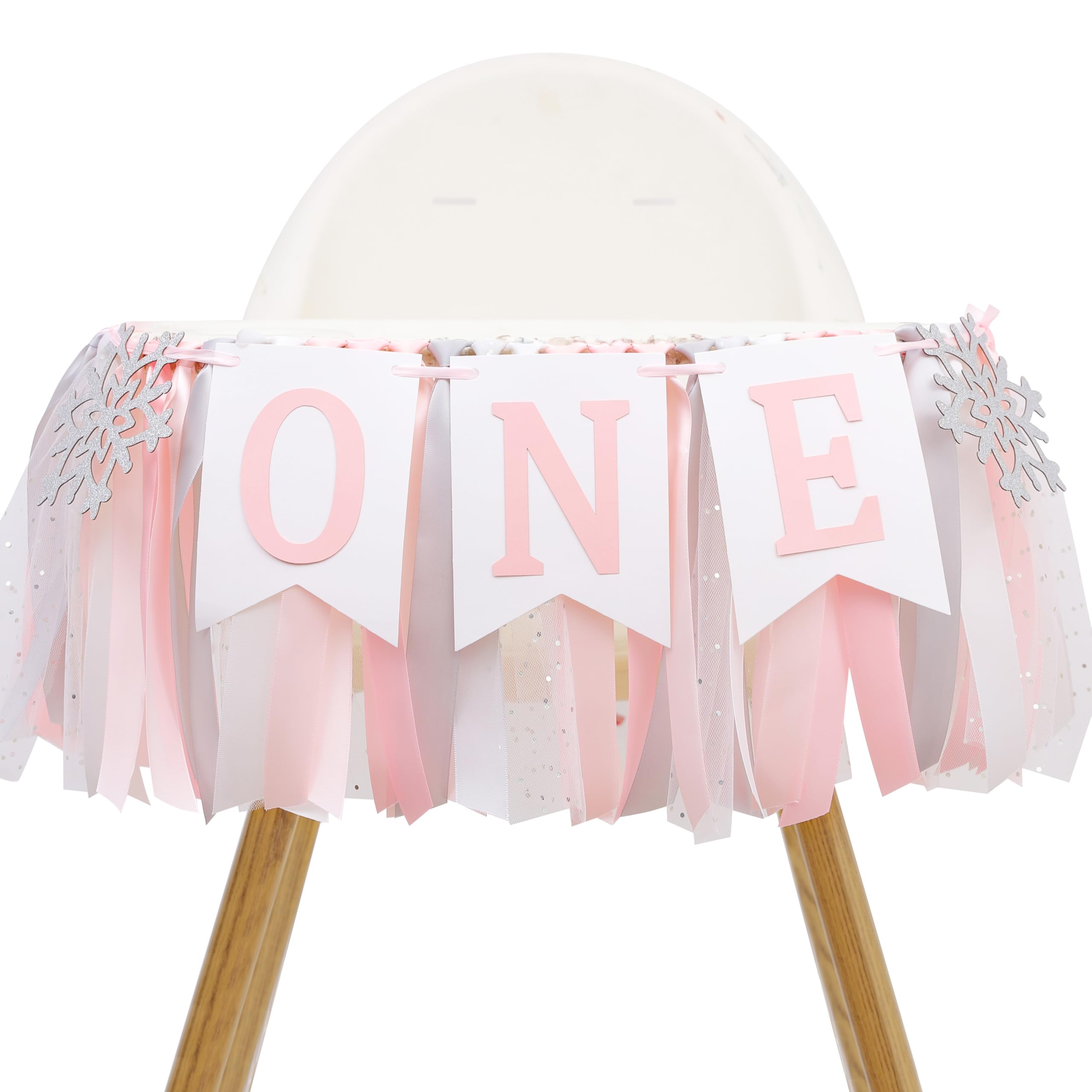HIKLO winter birthday prop boosts photo opportunities and memories