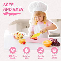 Hilsoeet sandwich cutters pink for shaped snacks during play
