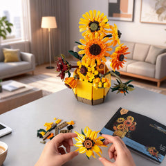 Hirger Evergreen Display Kit offers an everlasting, low-maintenance decor option