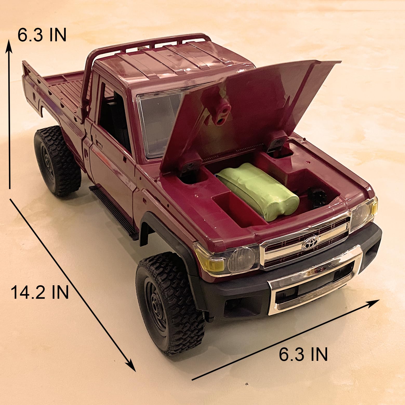 HLSFWDRIVE MN82 RC Rock Crawler all-terrain tires provide reliable traction