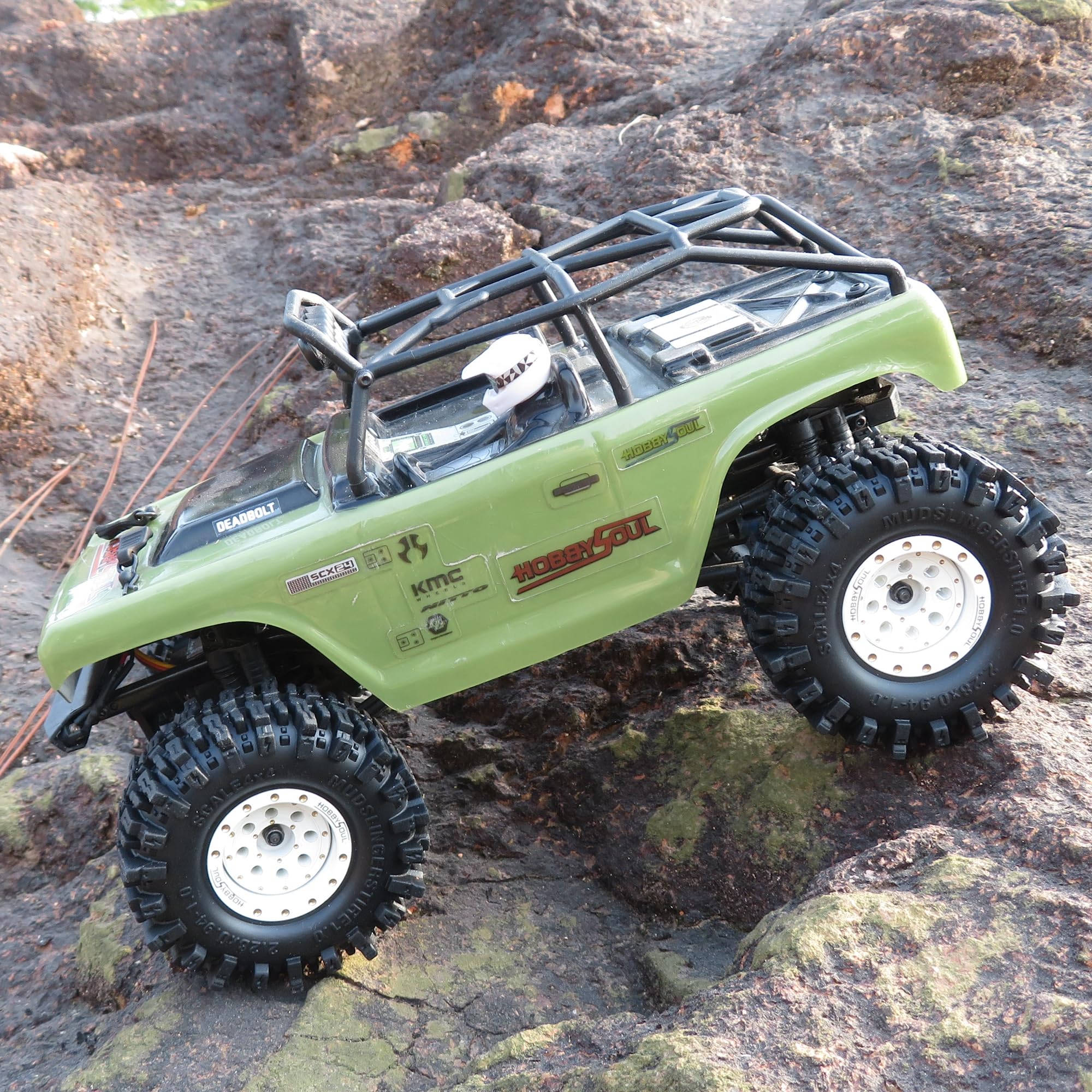 Hobbysoul 1/18 TRX4M upgrade tires improve micro crawler reliability.