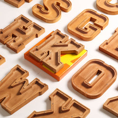 HODNSZRIT natural wood finish that's safe for little hands.
