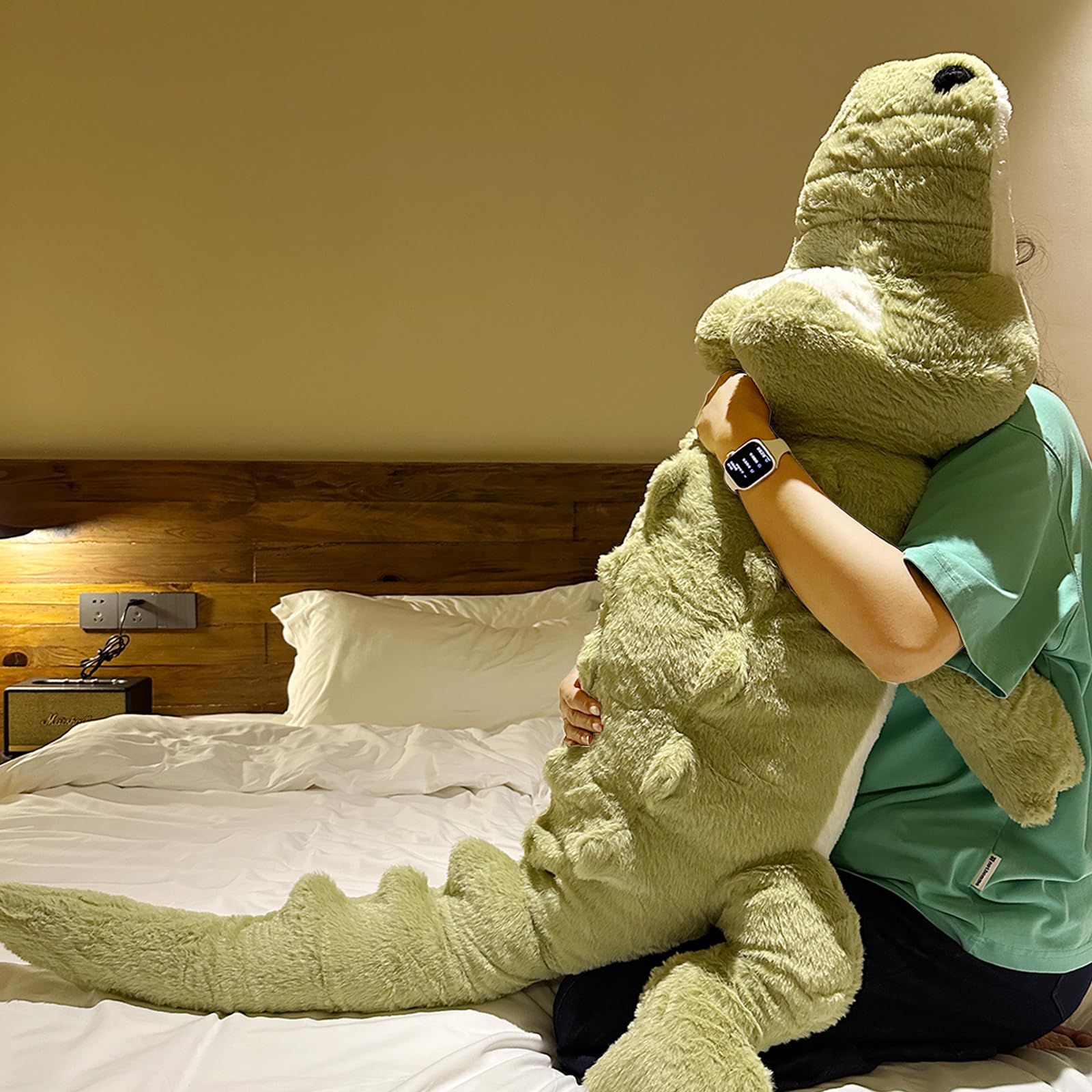 Hofun4U alligator plush placed in a kid’s bedroom for cozy decor ideas.