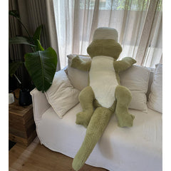 Hofun4U alligator plush face detail with friendly eyes and smile.
