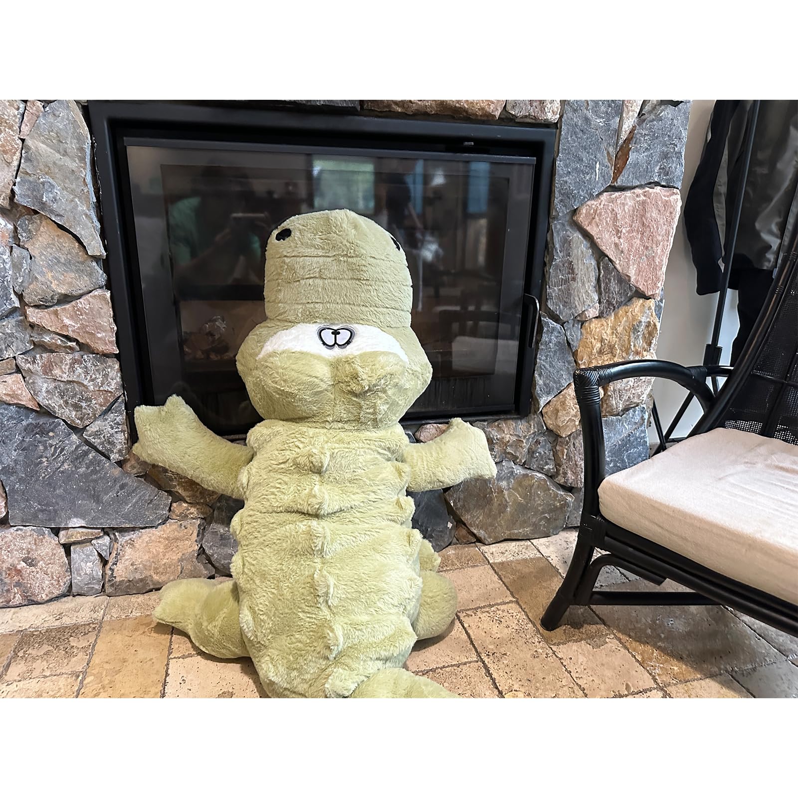 Hofun4U plush pillow care tips and easy maintenance.