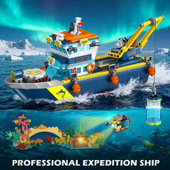 HOGOKIDS City Floatable Boat ocean-floor treasure clues fuel treasure hunts.
