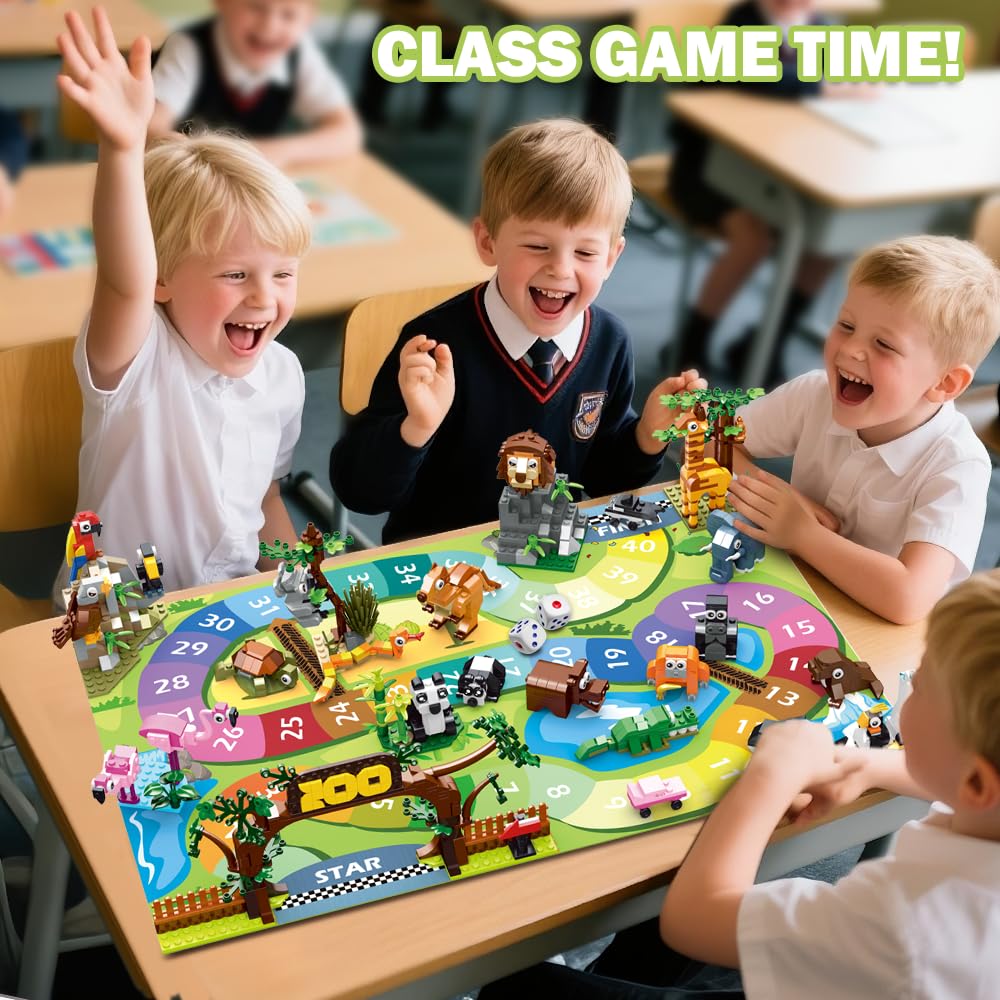 HOGOKIDS zoo-building play mat showcases vibrant habitats for creative setup.