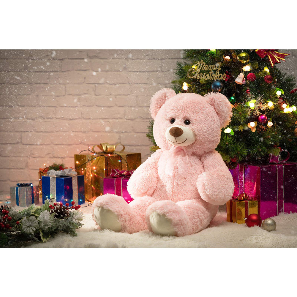 HollyHOME durable seams close-up for lasting hugs and play.