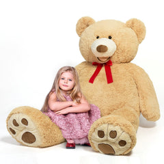 HollyHOME teddy bear features embroidery feet for a charming touch.