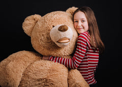HollyHOME teddy bear with moving mouth adds playful interaction.