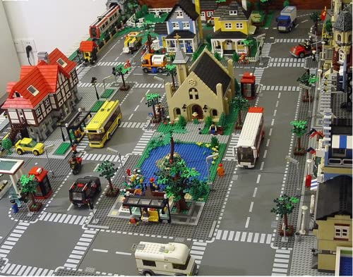 Homikidy ABS baseplates ensure durable play compatible with brick sets.