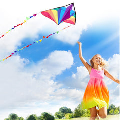 Honbo delta kite includes a 300-foot anti-tangle line for smooth launches.