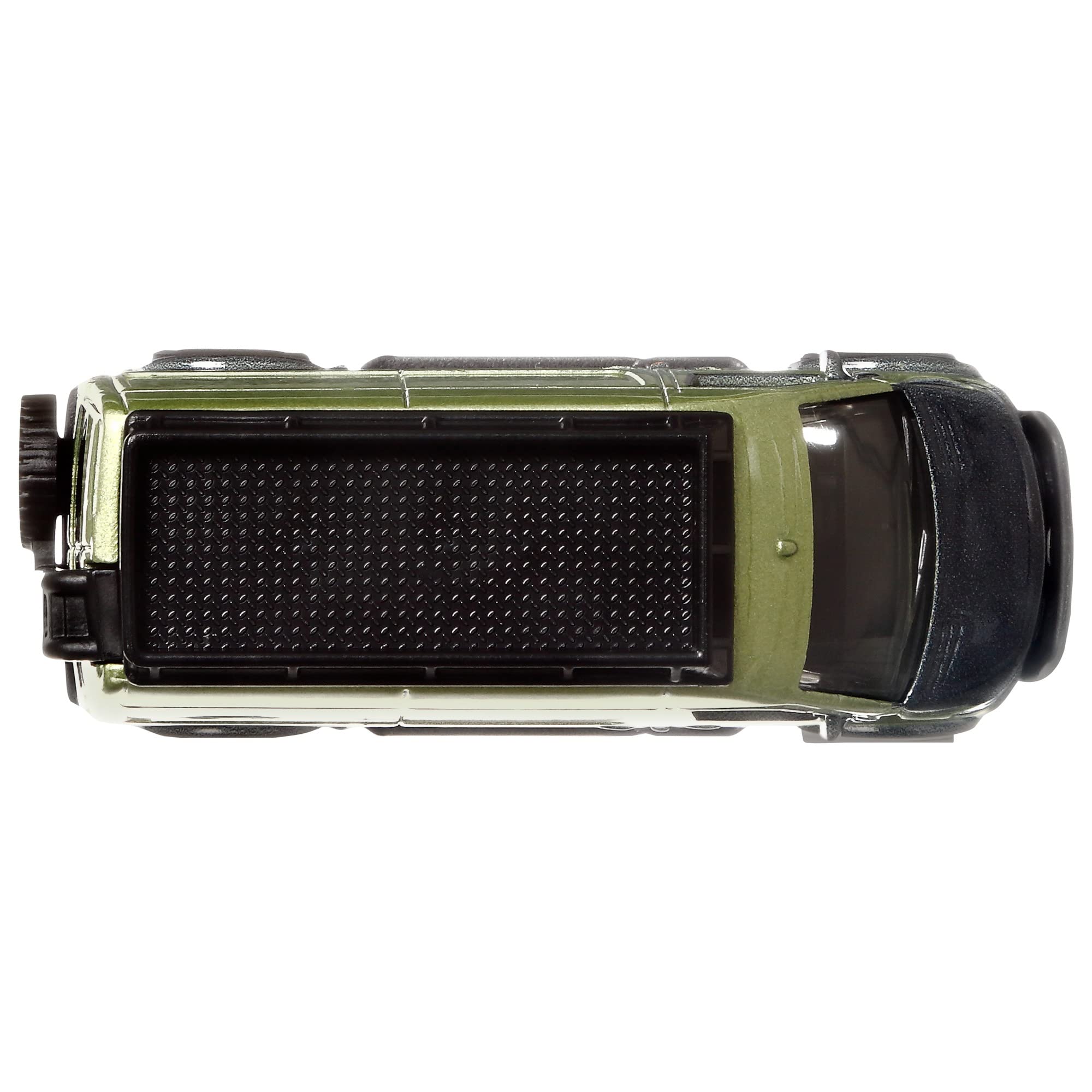 Hot Wheels Circuit Legend Mercedes Sprinter Van wheel close-up highlights signature wheels.