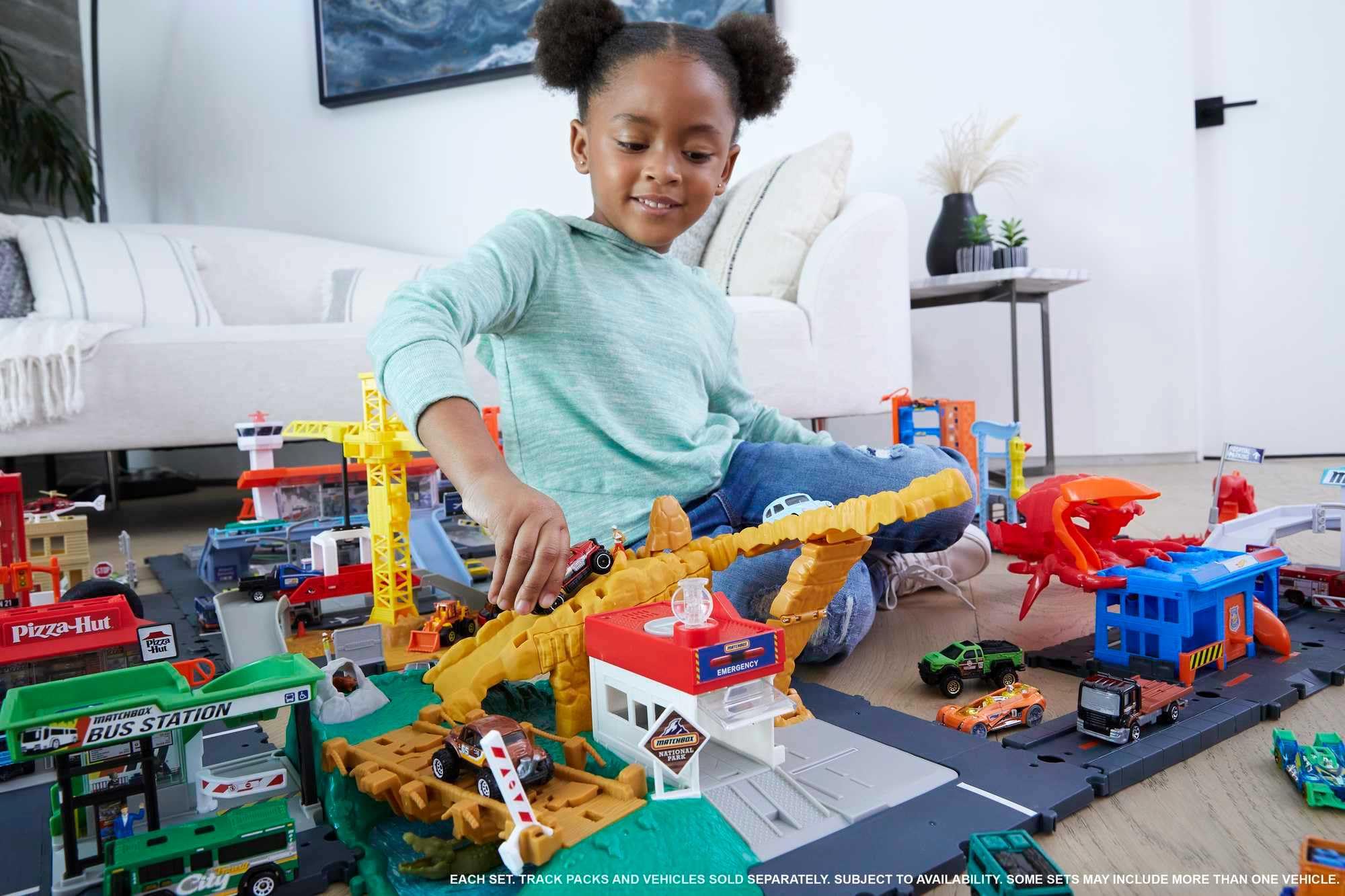 Hot Wheels City Downtown Car Park four-level layout for multiple cars