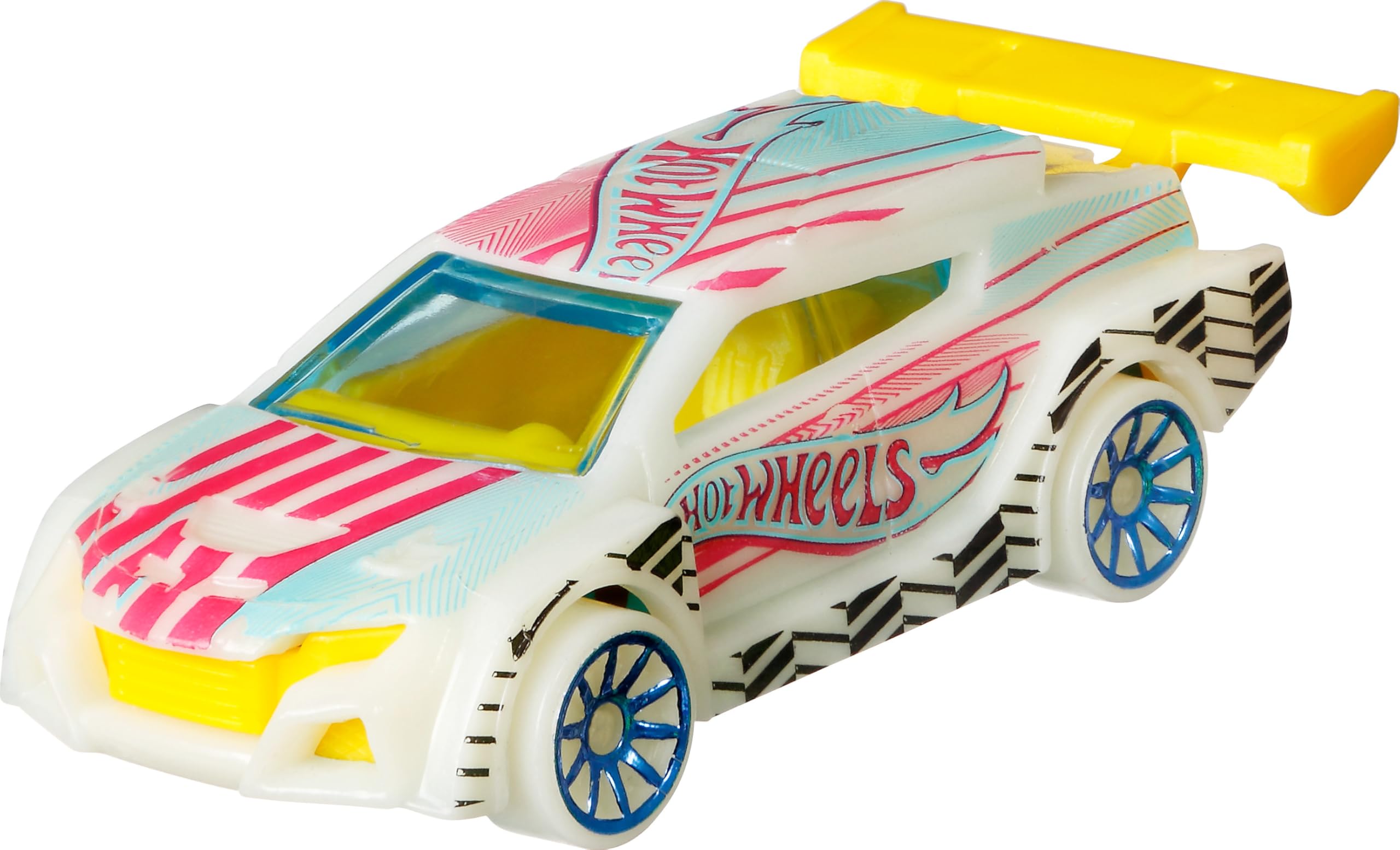 Hot Wheels gift set for kids aged 4 to 8 sparks imaginative monster truck battles and collection.
