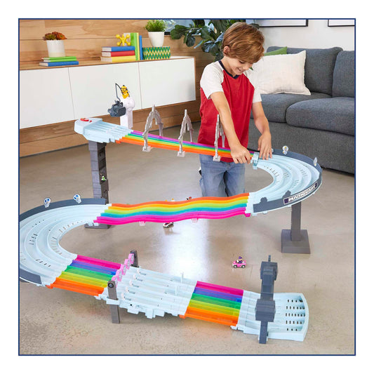 Rainbow Road lanes with five colors for visually engaging races by Hot Wheels