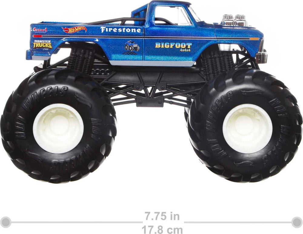 Hot Wheels Monster Truck giant wheels deliver dramatic crashes and stunts.