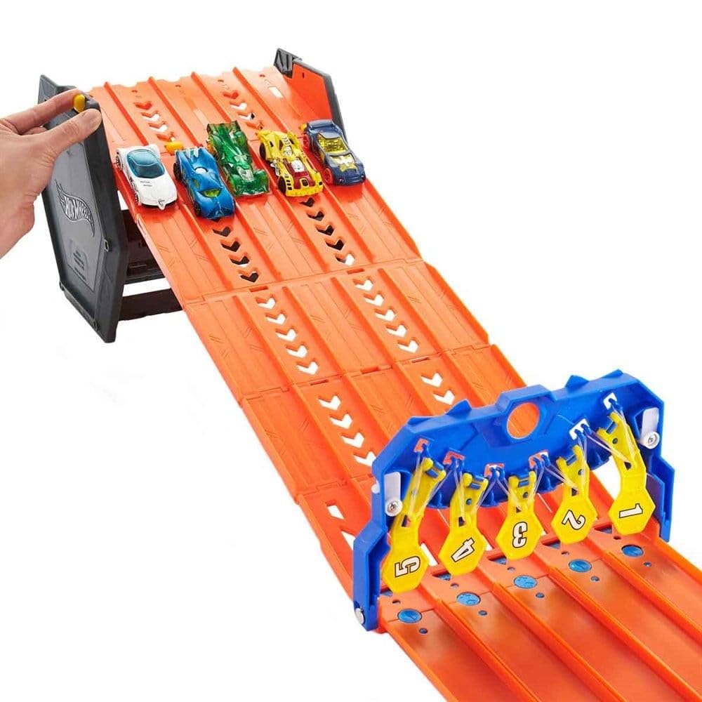 Hot Wheels Roll Out Raceway track connectors enable expanded layouts.