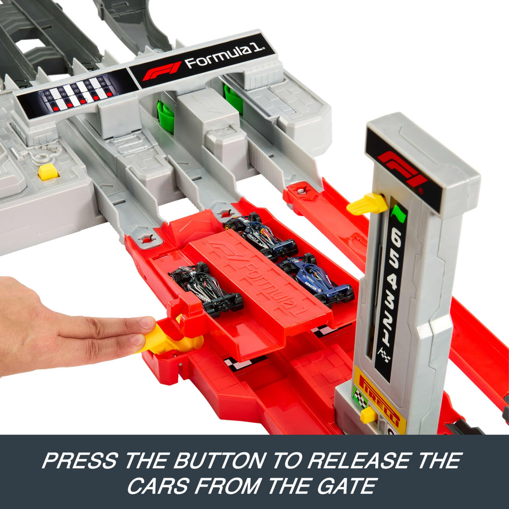 Speed Snap Track connectors let you expand layouts.