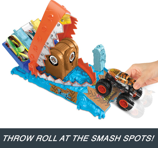 Hot Wheels Tiger Shark targets the trap jaw for dynamic, hands-on play and sensory feedback.
