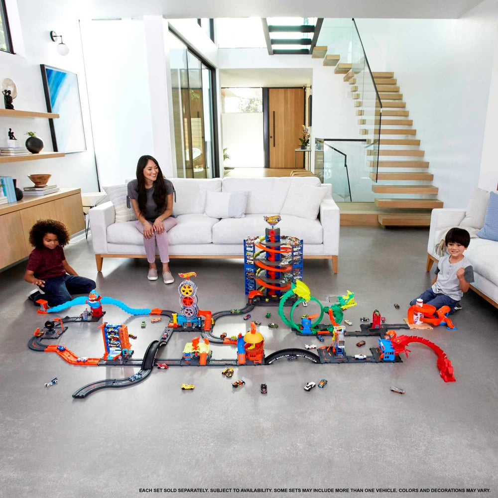 Hot Wheels Track Builder Fuel Can Box with curved and straight tracks for versatile stunting