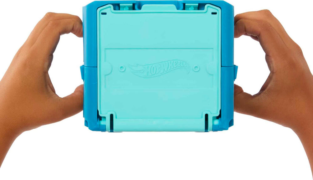 Hot Wheels Track Builder ice pieces support flexible configurations for extended play.