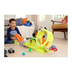 Hot Wheels Bone Shaker 1:64-scale racing on track for exciting play.
