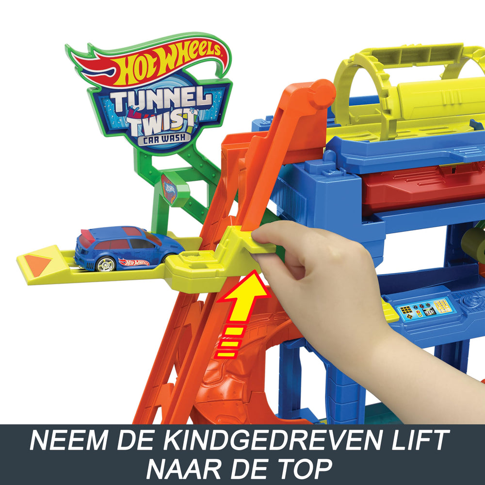Hot Wheels Tunl Twist Car Wash vacuum area for realistic car care play.