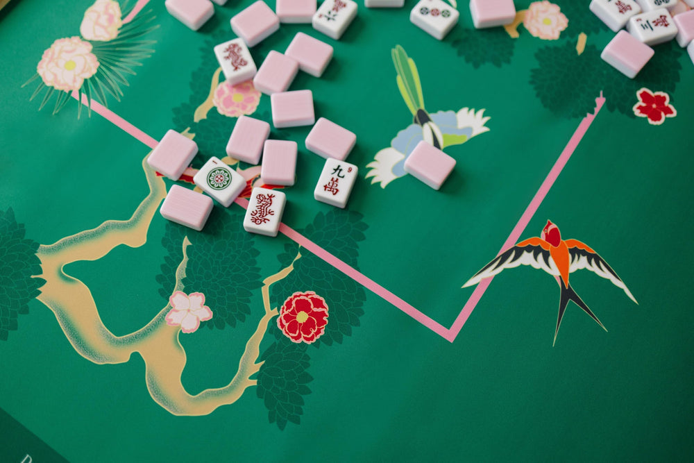 House of Nevrie Mahjong mat travel carry bag supports on-the-go games.