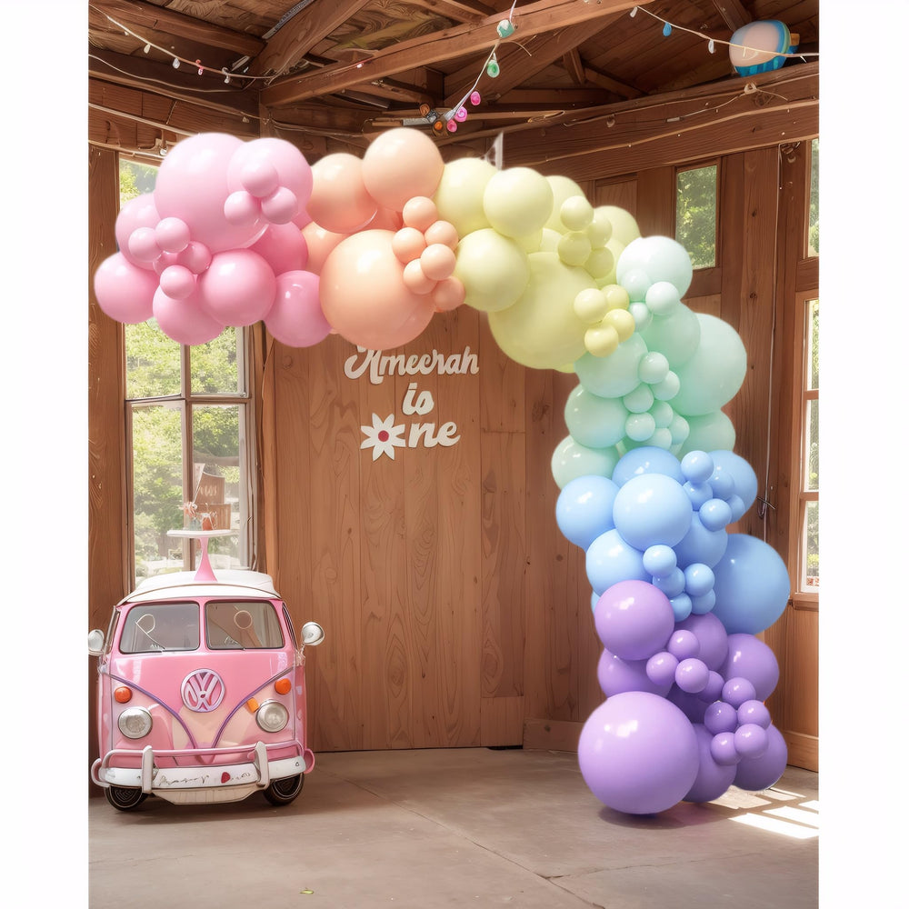 House of Party birthday baby shower decor suits many party themes.
