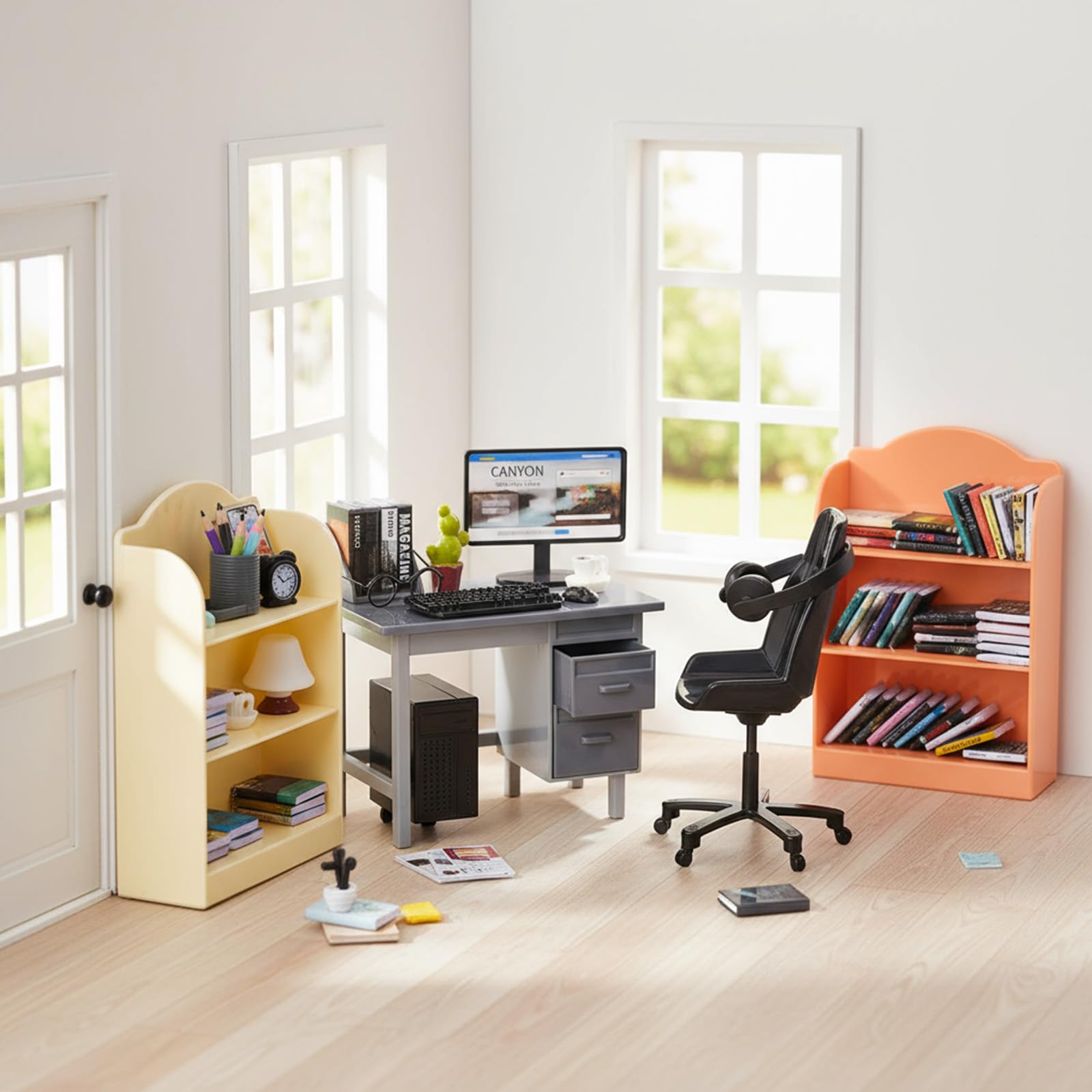 HuaDeLaima pen holder adds color and order to miniature desks