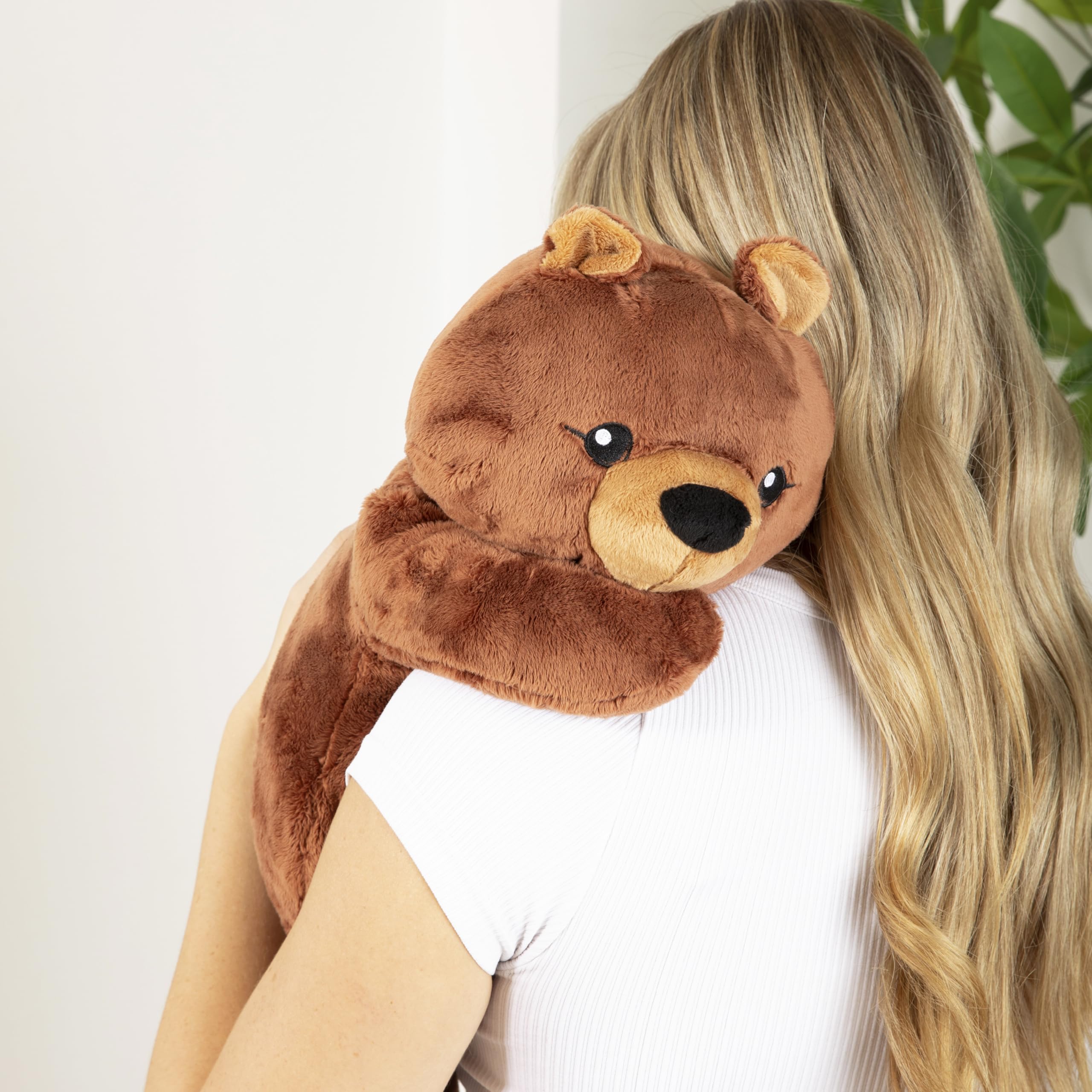 HUGIMALS Darby the Bear gift-ready display for comforting presents