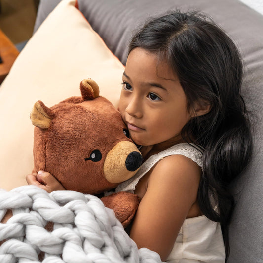 HUGIMALS Darby the Bear side hug, soothing pressure for stress relief