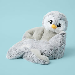 Hugimals Pax Penguin 2.5 lb weight highlighting comforting pressure