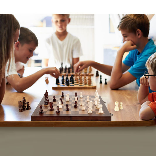 Hurdaos folding chess board extended design for travel and quick setups.