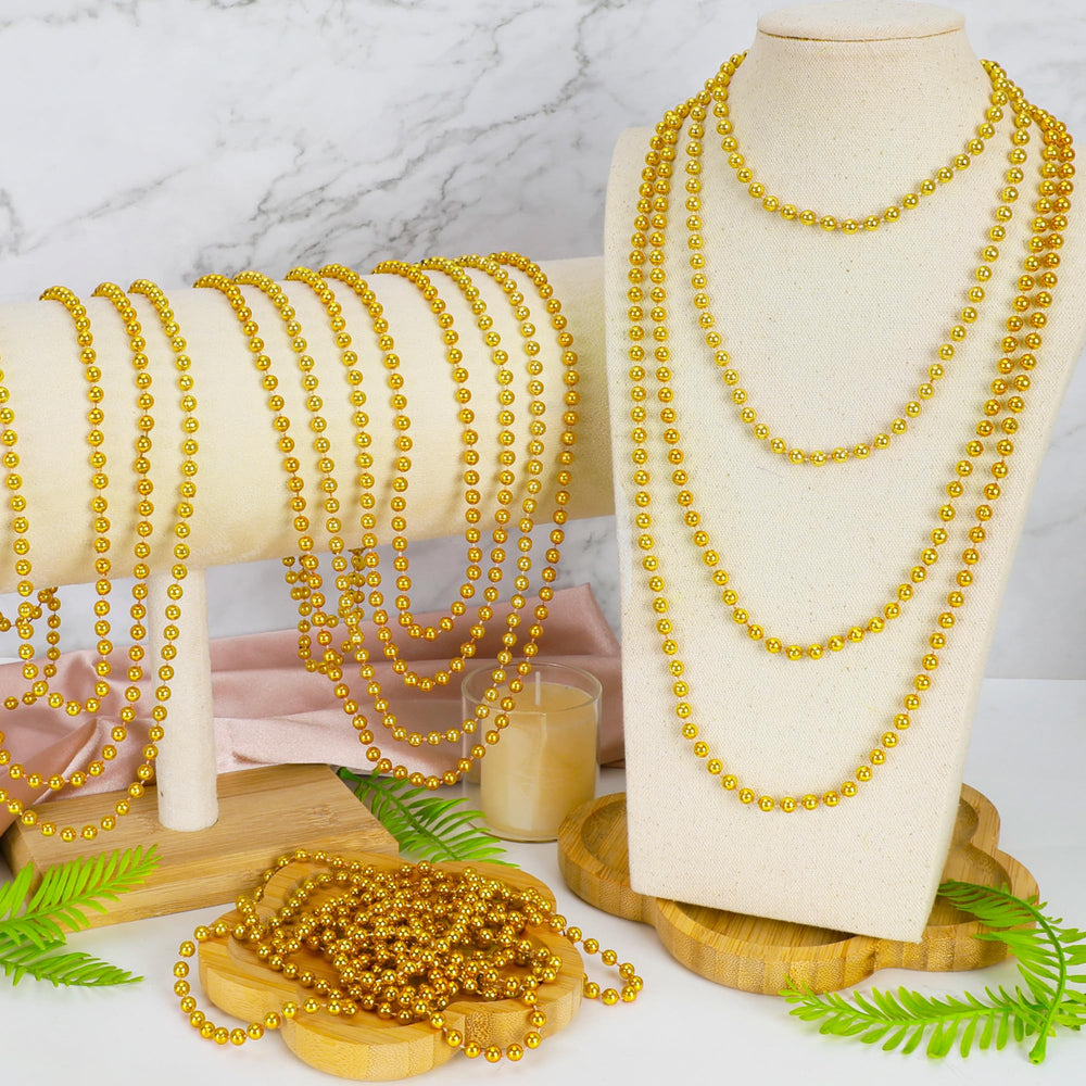 Huskein wedding party beads add a sparkling touch to guests' attire.