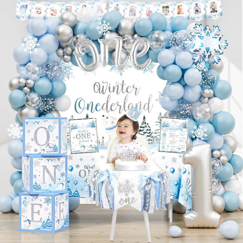 HYCSANBAO snowflake crown adds a charming touch for the birthday moment.