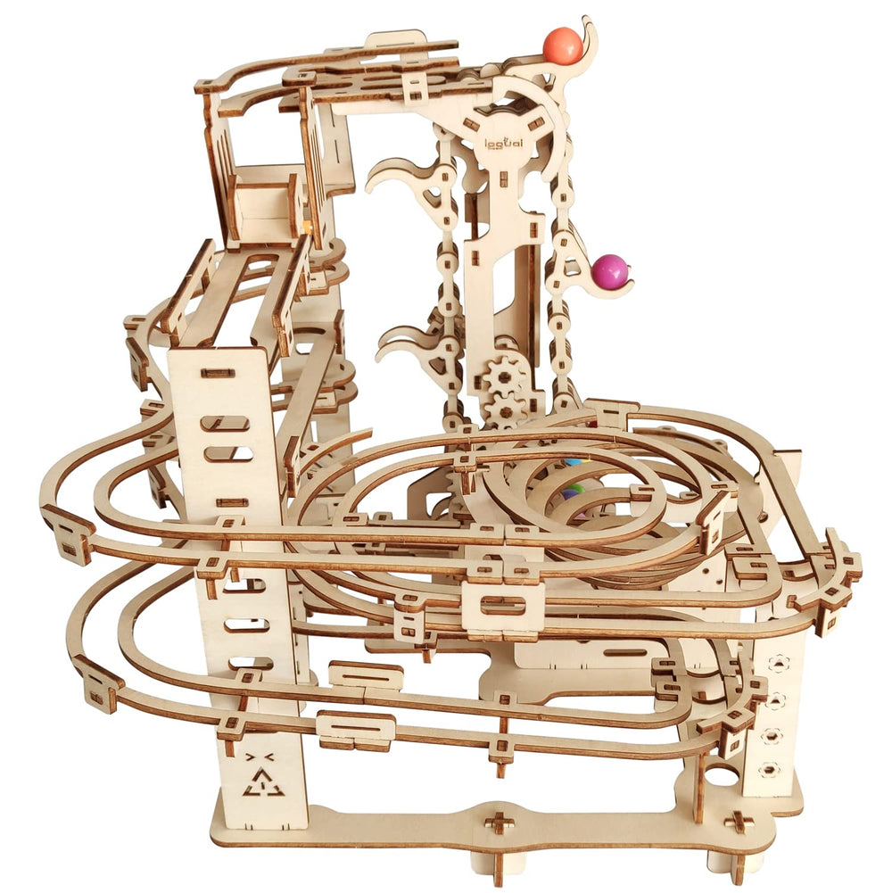 i-CHONY wooden marble run gift-ready-packaging highlights a thoughtful present idea.