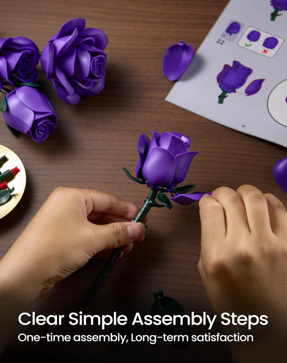 iATOM Purple Rose Bouquet Building Set makes a thoughtful gift for loved ones and decor enthusiasts