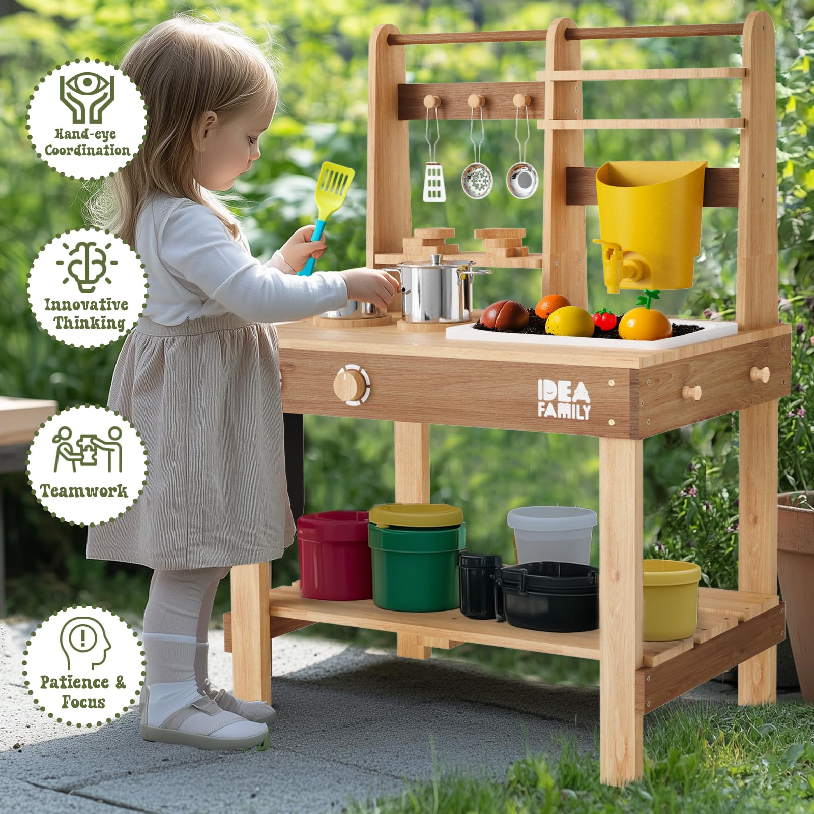 IDEA FAMILY outdoor mud kitchen designed for backyard garden play sessions.