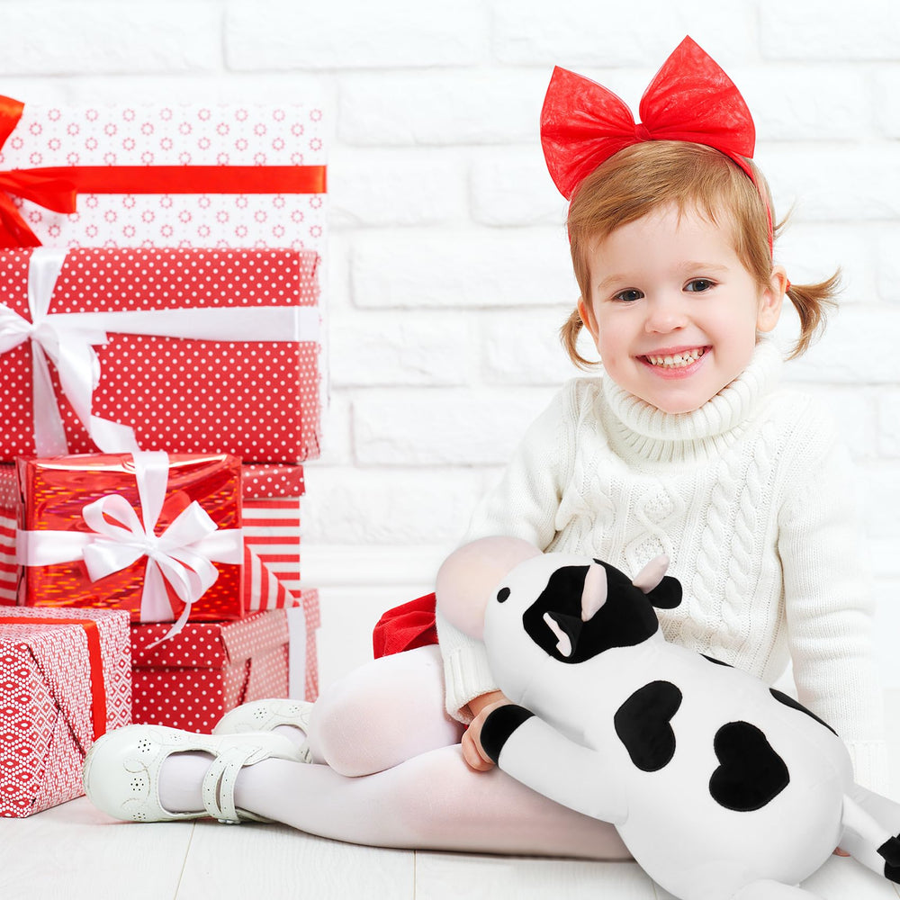 IdeaMeme Cow Weighted Plush makes a thoughtful gift for all ages.
