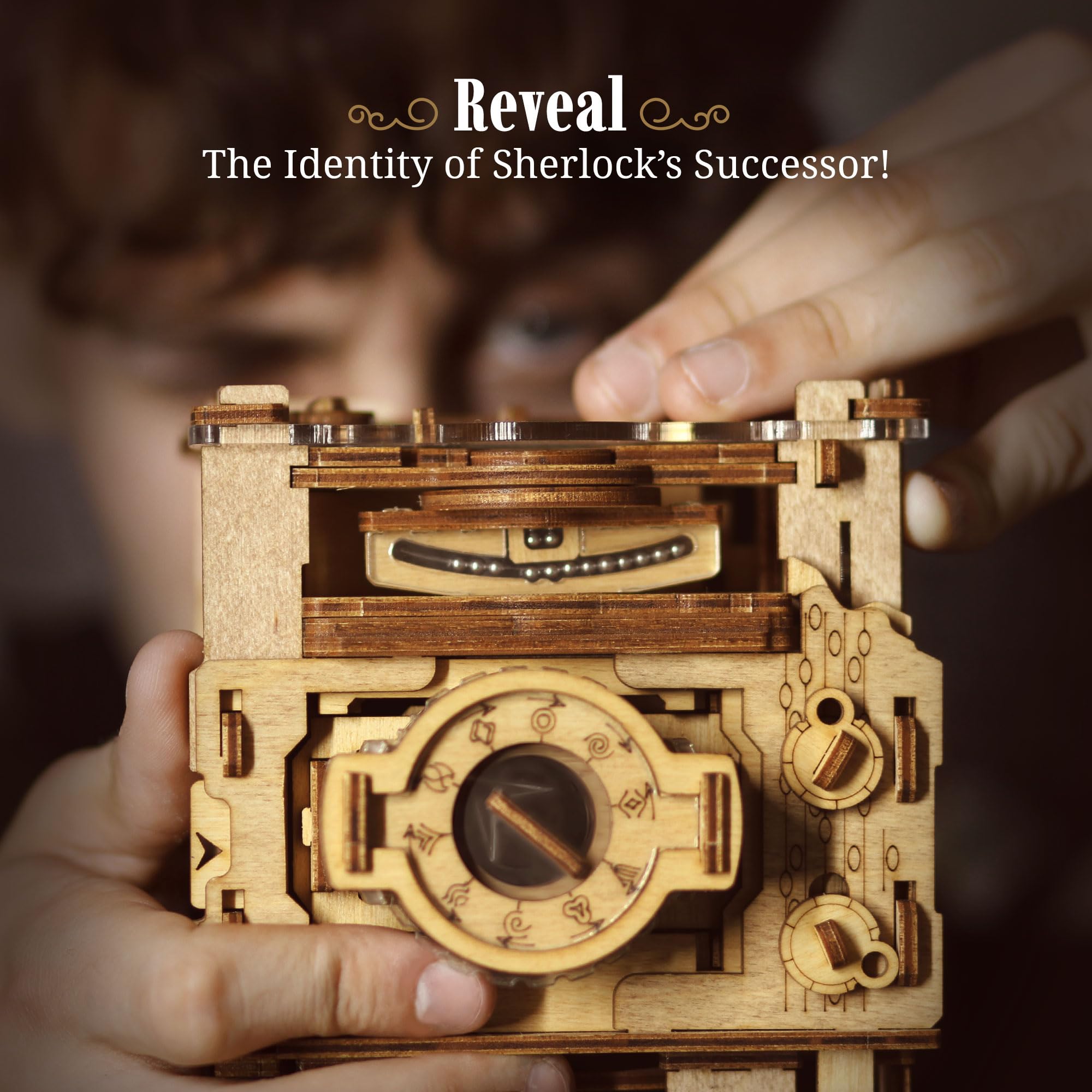 iDventure Cluebox PRO gift packaging highlights a unique puzzle gift
