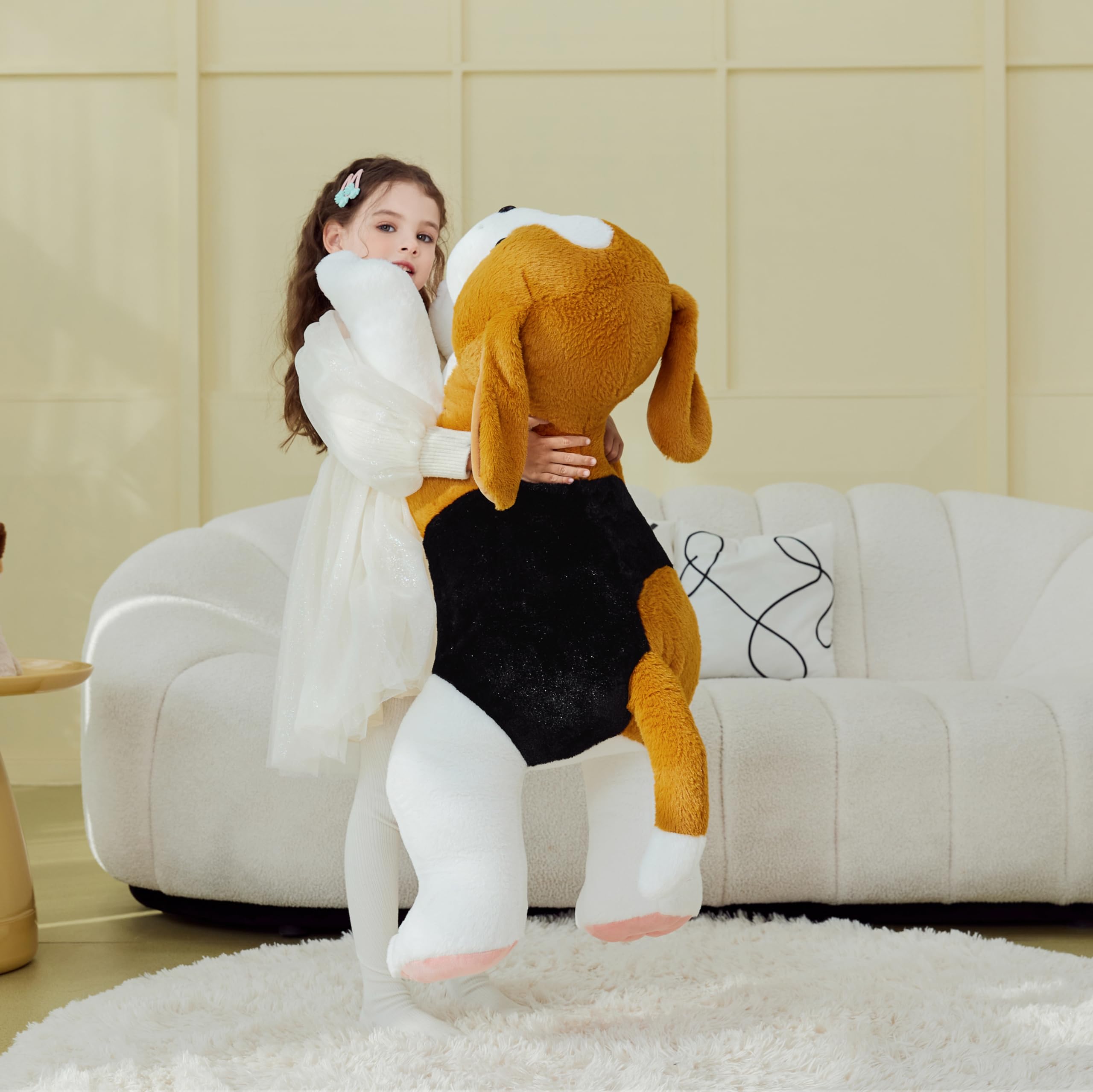 IKASA plush packaging highlights gift-ready presentation