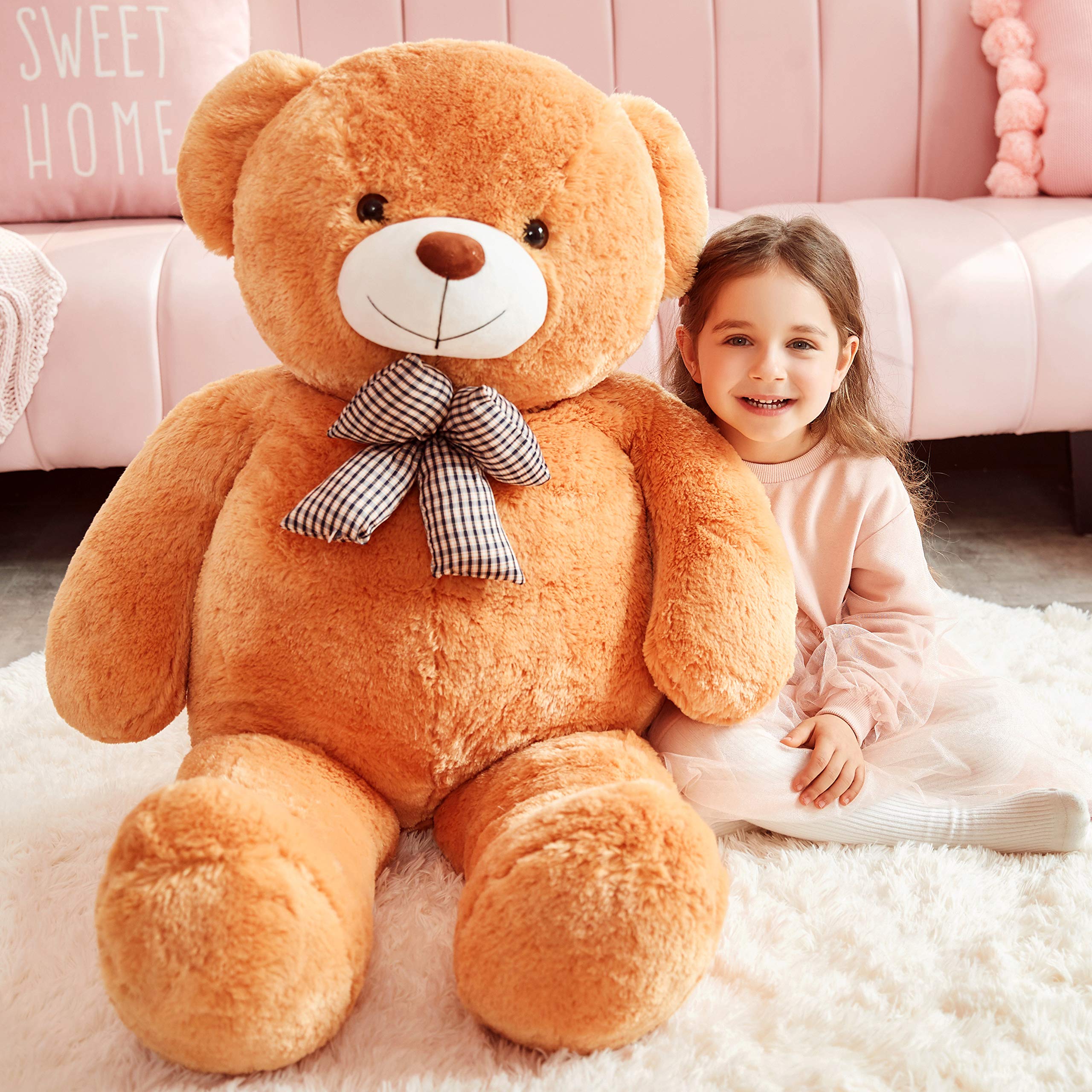 IKASA full stuffed bear keeps its plump shape after hugs.