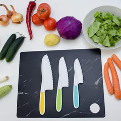 iKumar green serrated knife designed for colorful, safe food tasks.