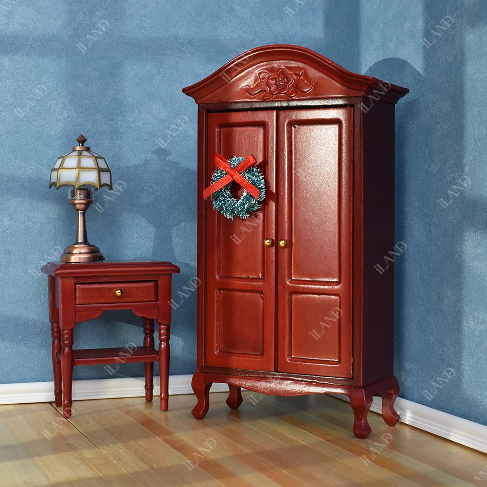 Iland mahogany finish close-up emphasizes rich color and craftsmanship