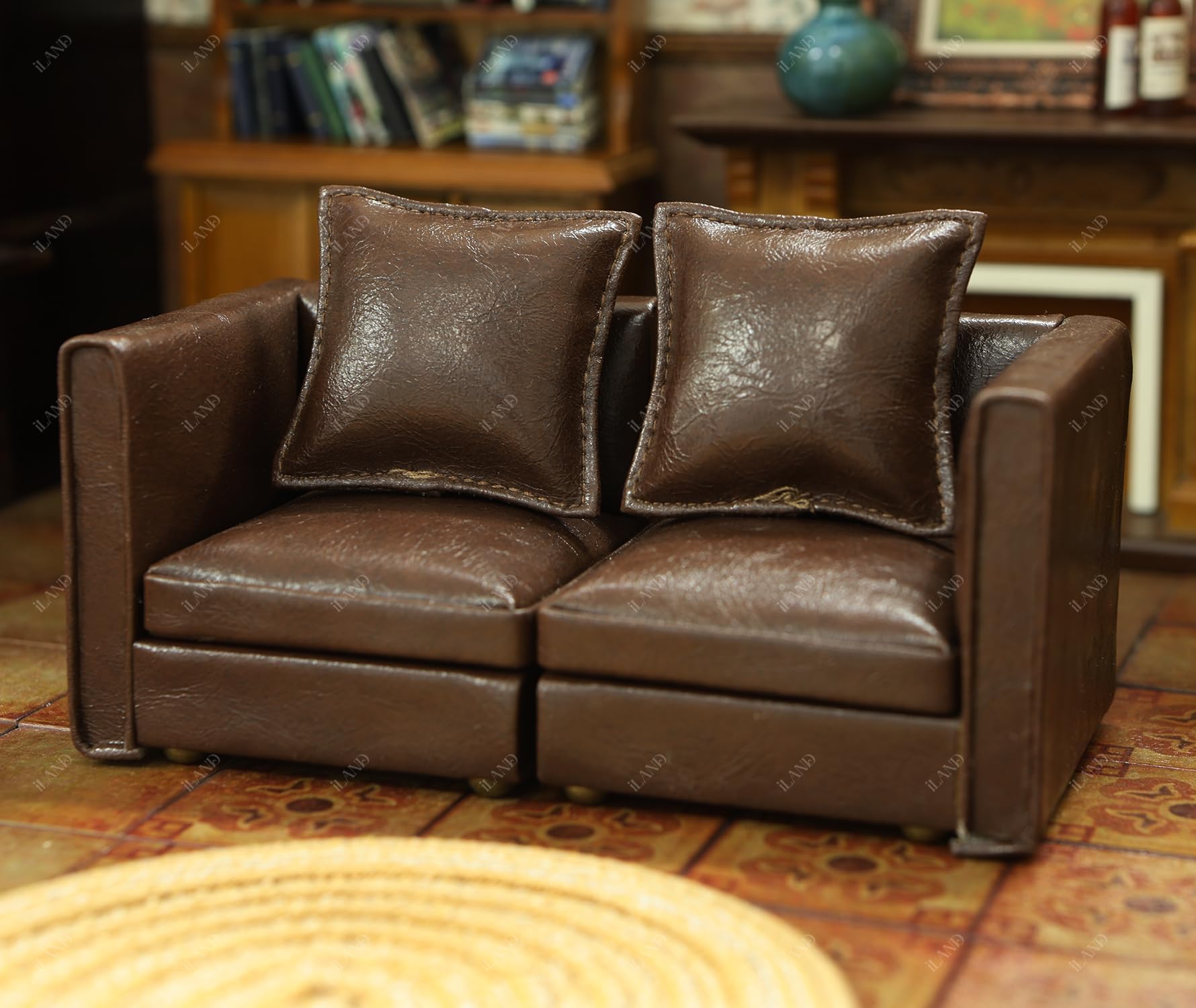 iLAND Sectional Couch 1:12 scale assembly image demonstrates authentic mini craftsmanship