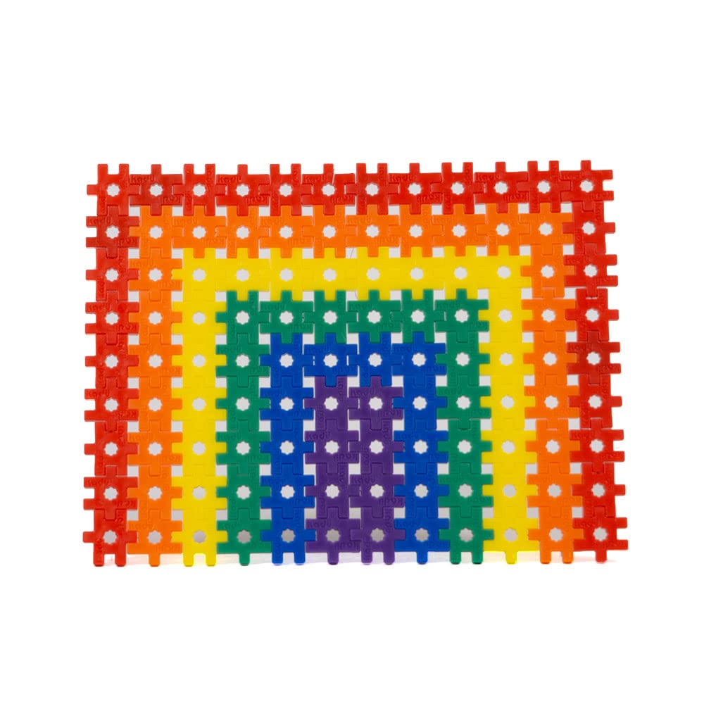 Sturdy small parts are safe for little builders while staying quiet and portable.